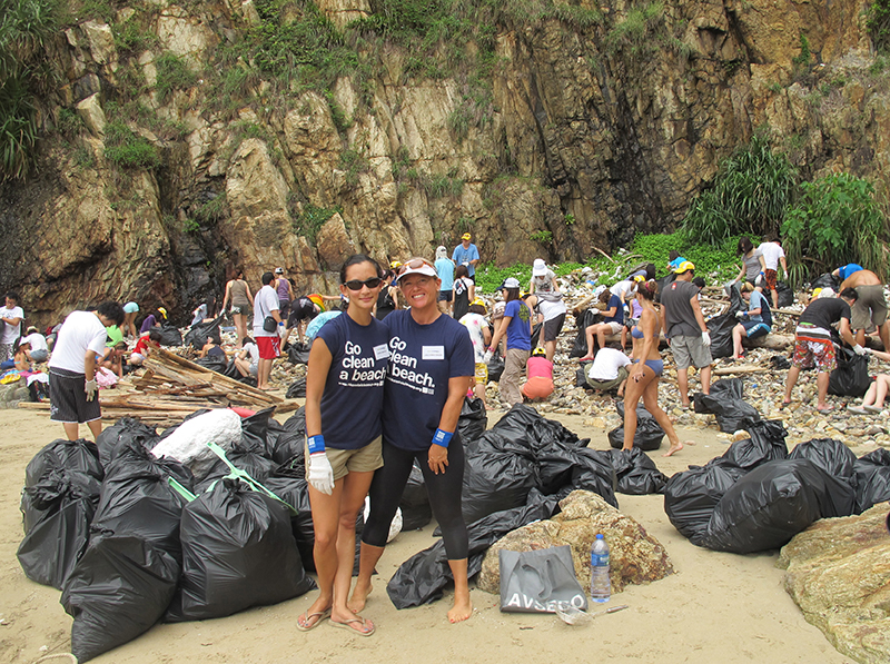 HKC_Cofounders_Lisa_and_Nissa_at_a_cleanup_on_HK_Island copy