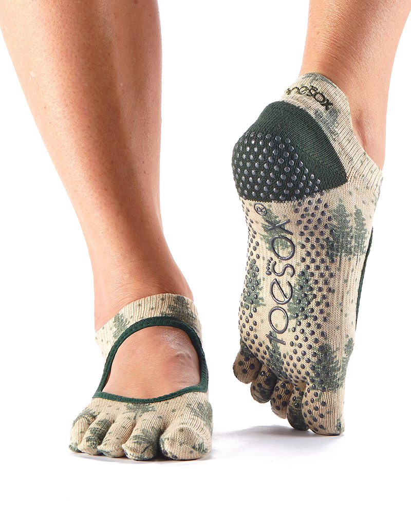 socks_grip_bellarina_ft_evergreen-media-copy