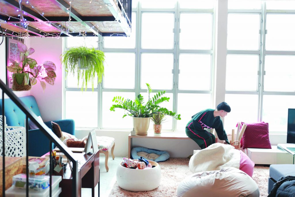 A colourful and bright studio apartment in Hong Kong.