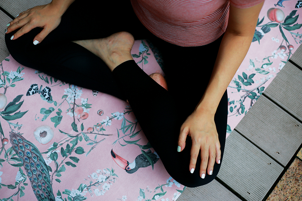 a White Labelling yoga mat