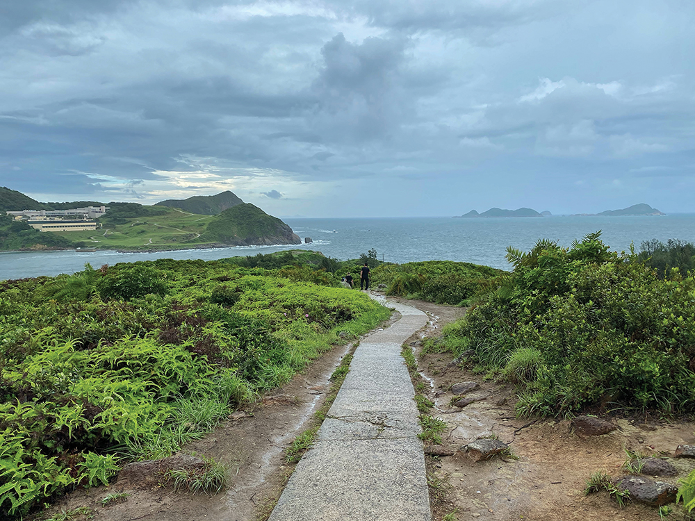 A paved walkway on Tung Lung Chau.